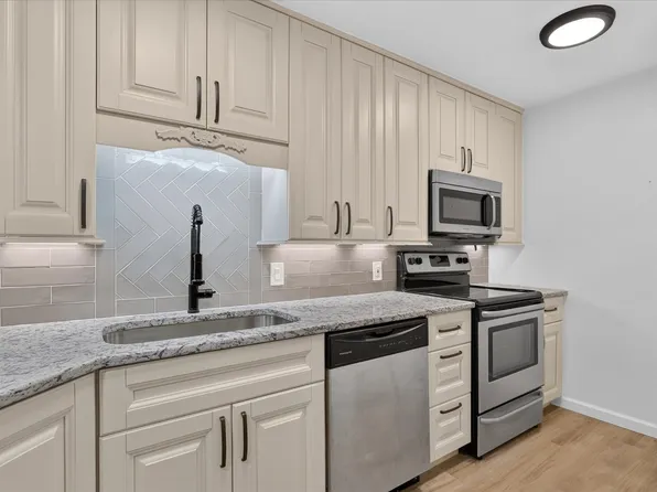 6020 E University Blvd APT 117, Dallas, TX 75206
