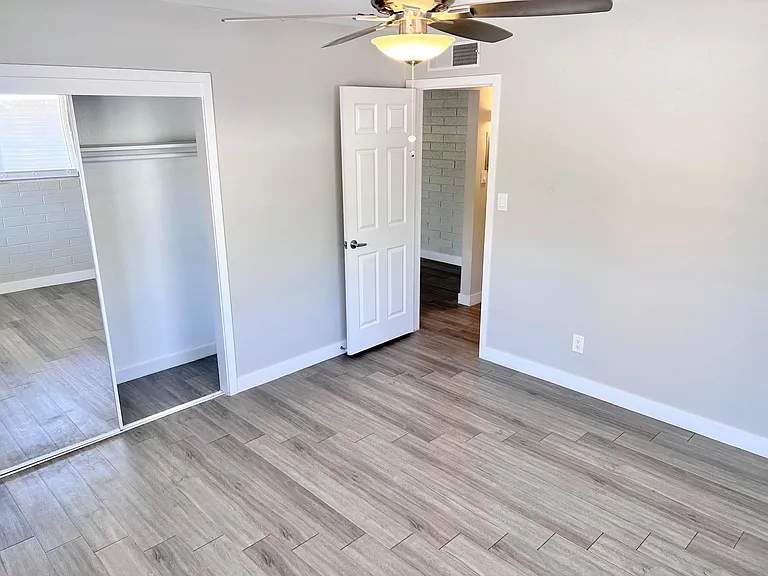 2625 E Turney Ave #1 — Photo 28