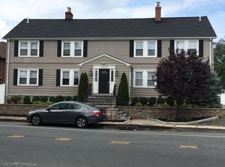 1939 Vauxhall Rd, Union, NJ 07083