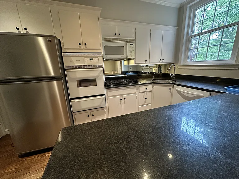 1513 44th St NW — Photo 36