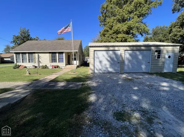 101 Johnson St, Caraway, AR 72419
