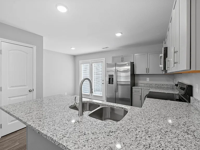 123 Davis Ridge Ln — Photo 9