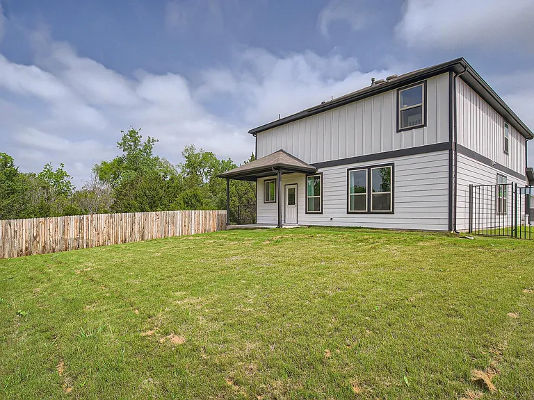 5301 Hallowell Ct — Photo 27