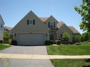 585 Boulder Lake Dr, Oxford, MI 48371