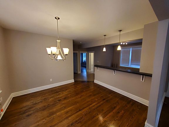 3rd image of 7025 Amherst Ave Floor 1