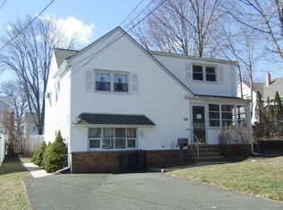 240 N 22nd St, Kenilworth, NJ 07033
