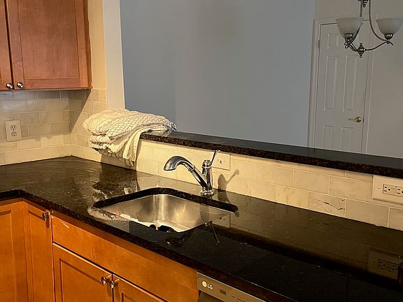 Kitchen (2)