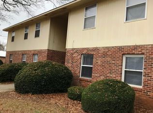 205 Kirk Ln APT 6, Pendleton, SC 29670