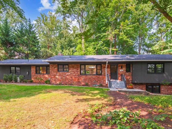 7905 Carteret Rd, Bethesda, MD 20817