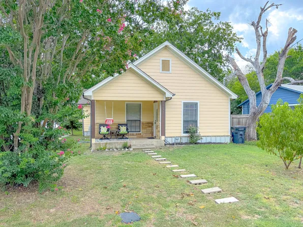 401 Huron St, Cleburne, TX 76031