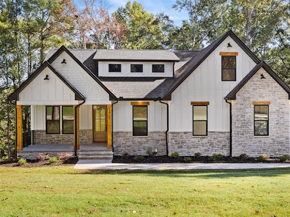 1411 Stonehurst Dr, Anderson, SC 29621