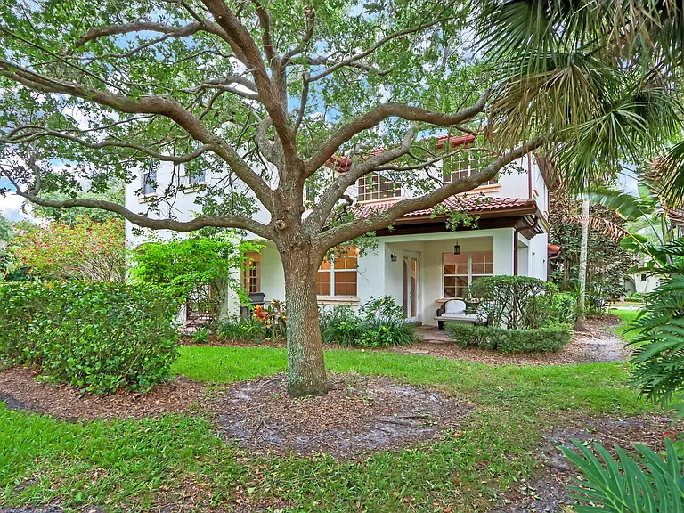 1904 Flower Dr — Photo 46