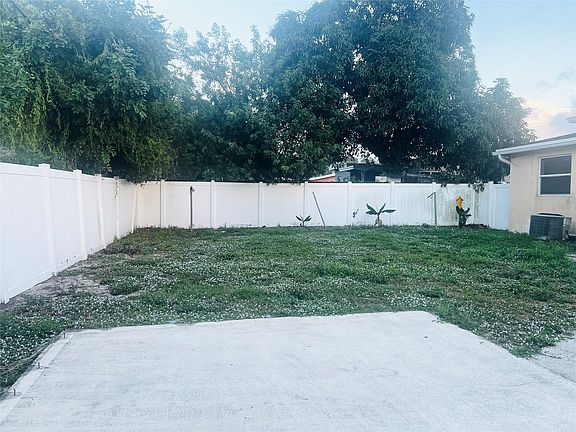 3rd image of 6409 Franklin Street
