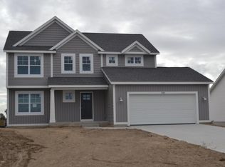 3782 Elm Ridge Dr, Holland, MI 49424
