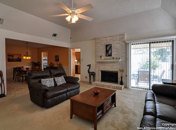 5th image of 10308 Grand Cir