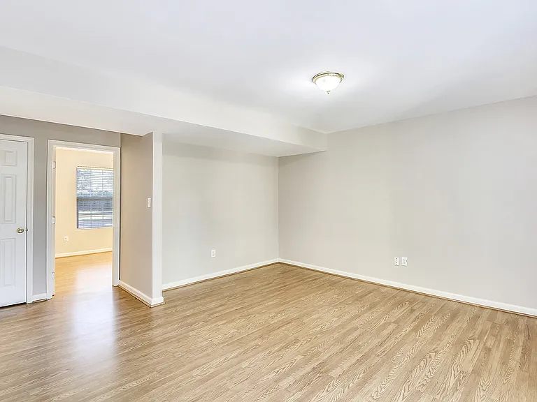 102 W Deer Park Rd — Photo 21