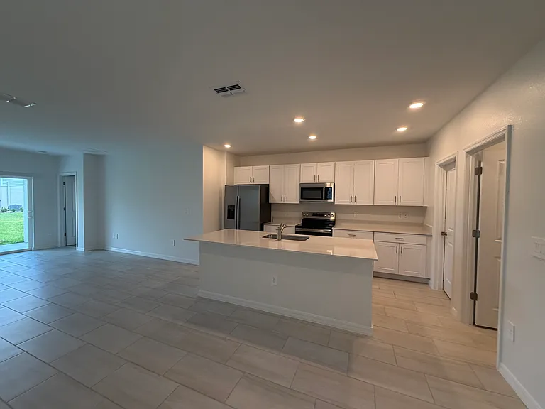 8536 Blue Wave Ln — Photo 13