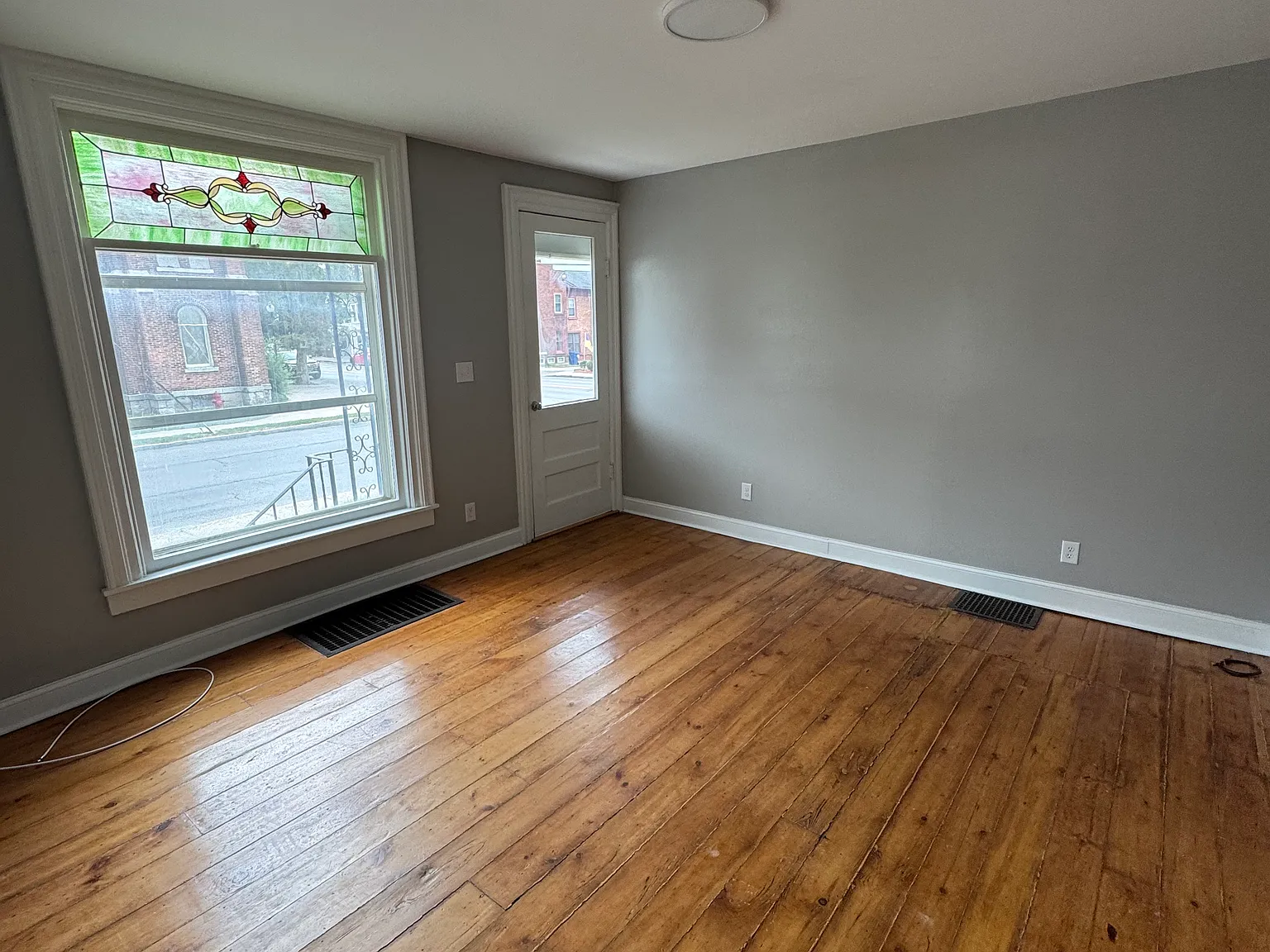 1 bed, 600 sqft, $1,400 — Photo 3