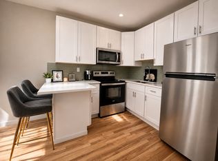 354 1st St APT 3R, Hoboken, NJ 07030