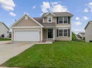 4004 Welbeck Dr, Ames, IA 50010