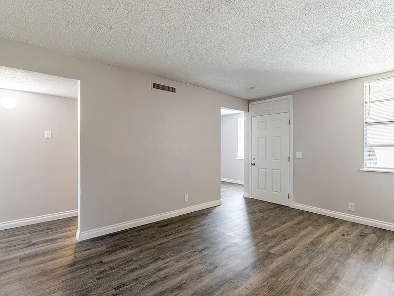 Timberfalls Apartment Homes — Photo 6