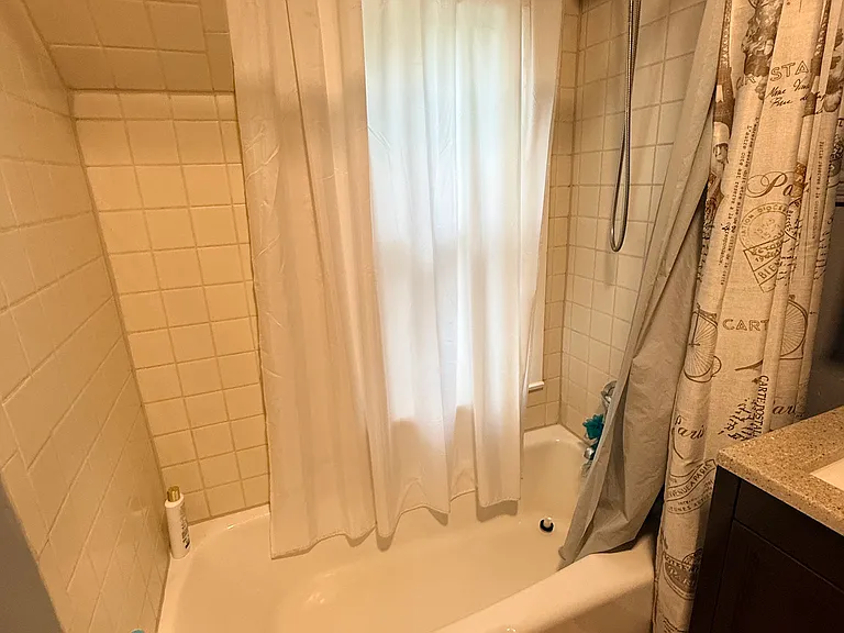 33 McKinley Ave #2 — Photo 9