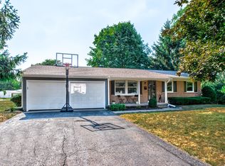701 Cambridge Dr, Battle Creek, MI 49015