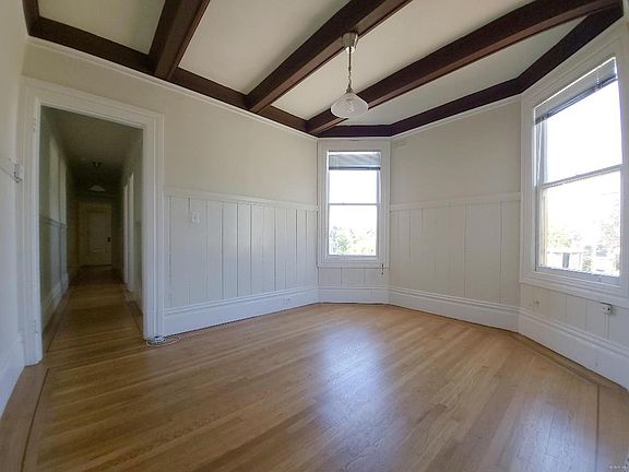 4th image of 1208 Cole St #1210