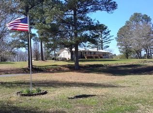 400 Hindman Rd, Hodges, AL 35571