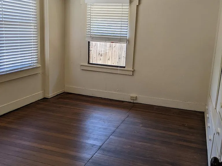 610 Union Ave — Photo 16