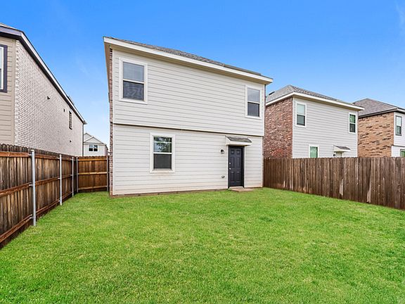 5th image of 1412 Ester Ln