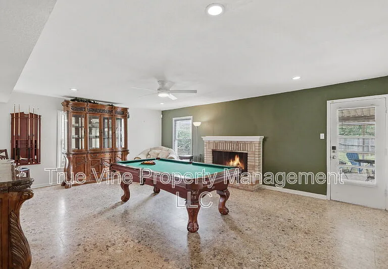 2423 W Gramercy Pl — Photo 7
