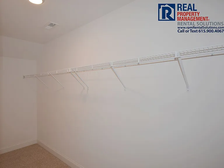 3414 Pershing Dr — Photo 16