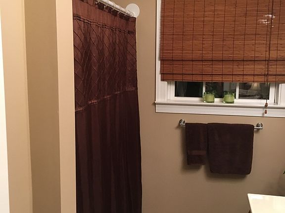 2nd image of 119 Golden Crest Dr