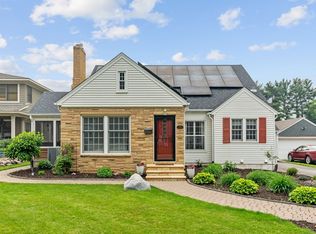 1732 Albert St N, Falcon Heights, MN 55113