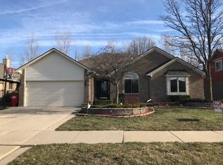 19023 Pine Cone Dr, Macomb, MI 48042