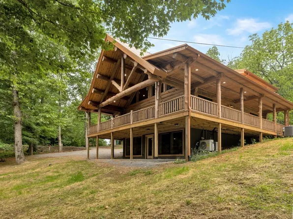 10 Forest Cir, Cadiz, KY 42211