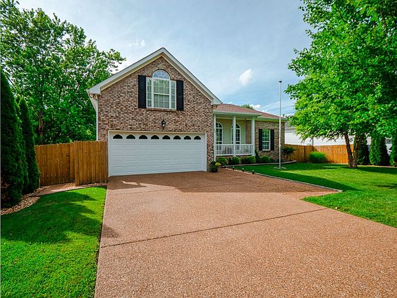 2nd image of 303 Hunterwood Dr