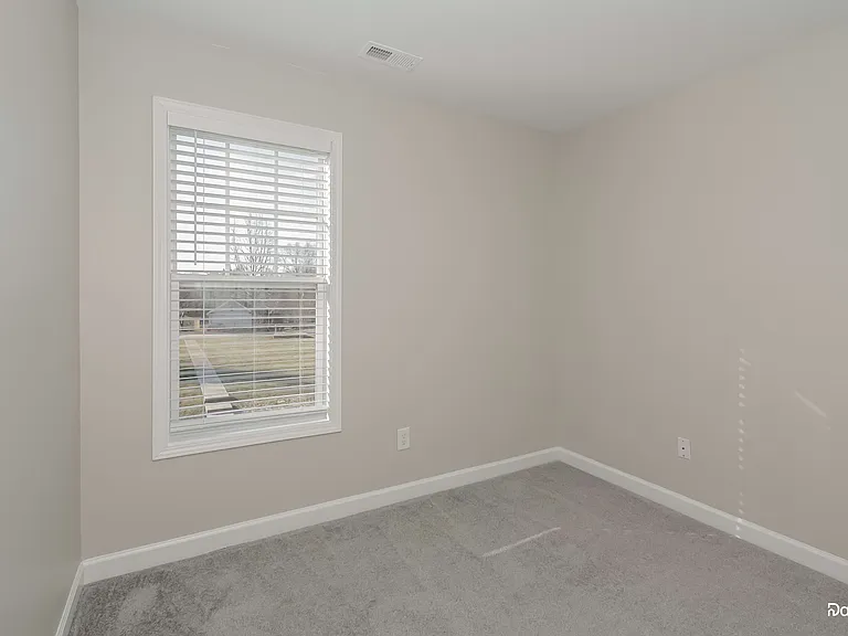 7943 Rolling Meadows Ln — Photo 13