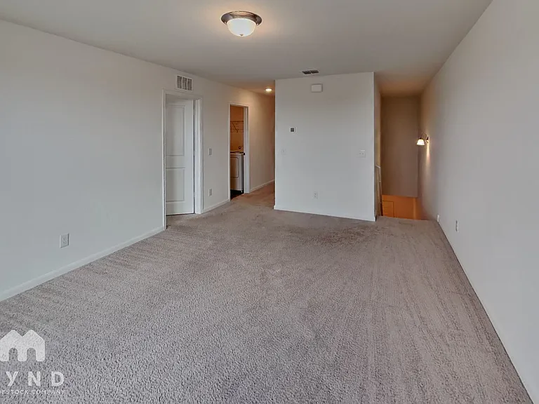 5924 Pearl Mdw — Photo 6