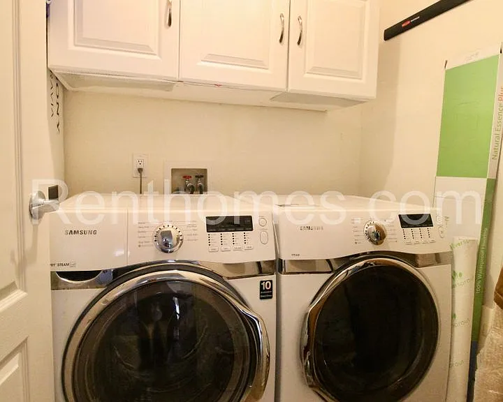 12051 Alta Carmel Ct #199 — Photo 7