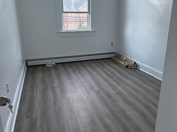 4th image of 21403 35th Floor 2