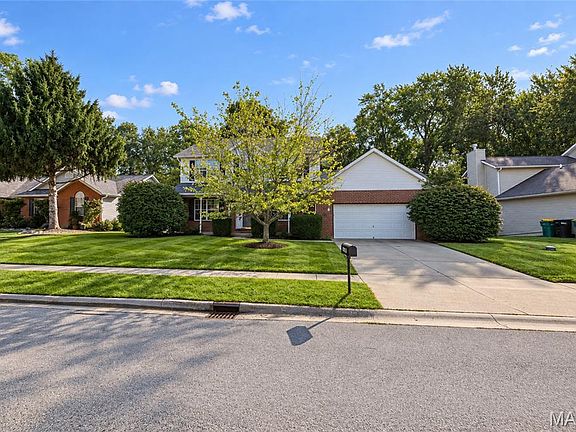 2nd image of 1106 Illini Dr