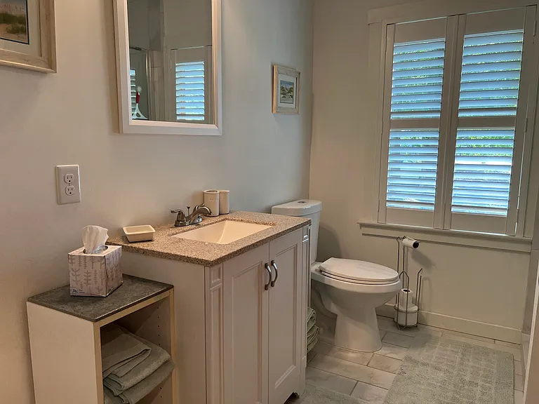 206 Sumter St SE — Photo 14
