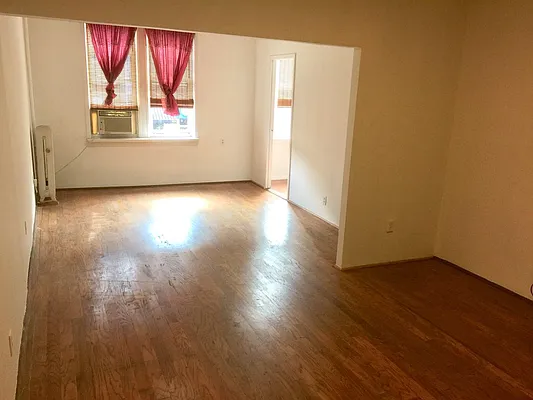 Rented by Ritz Realty NY Corp. | media 5