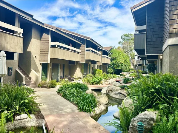 140 Streamwood, Irvine, CA