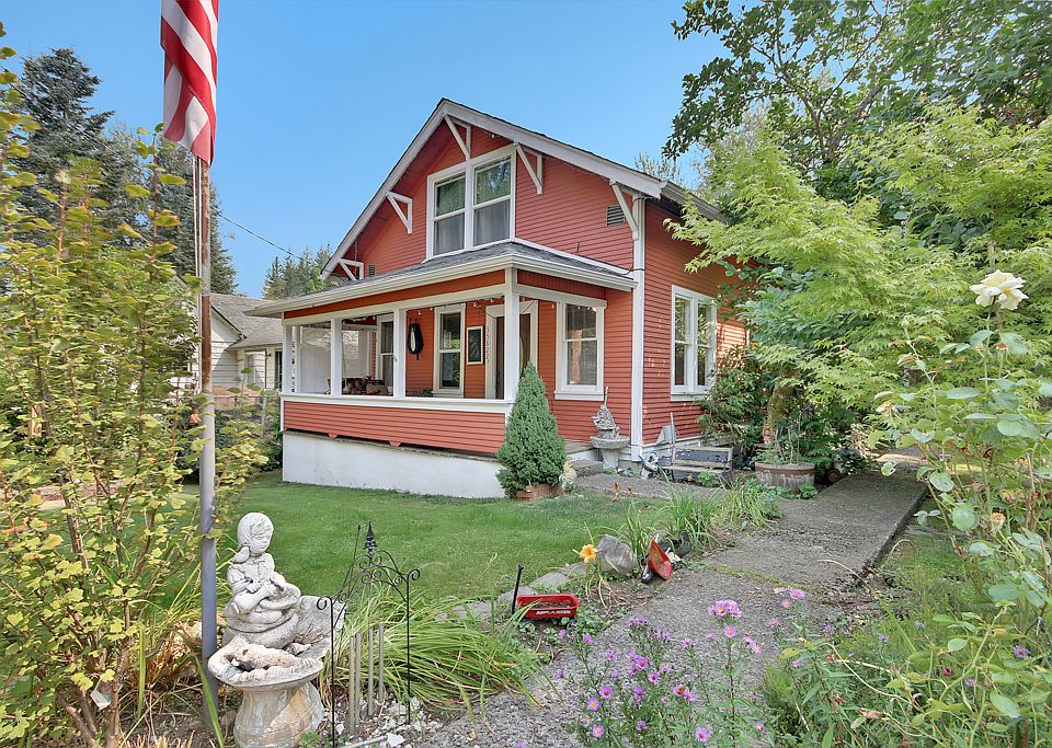 1st image of 35822 Cumberland Way SE