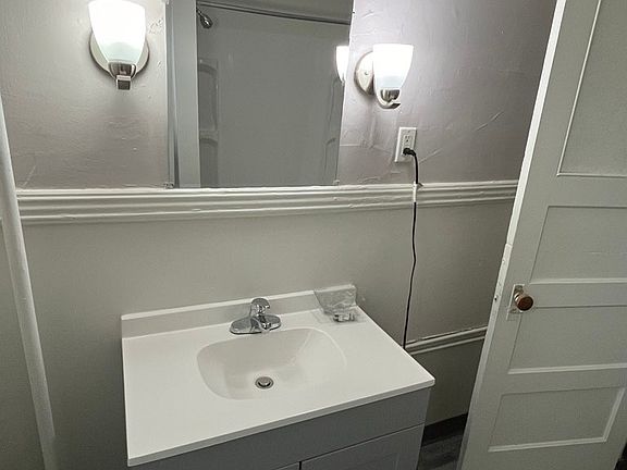 2nd image of 535 Court St #A