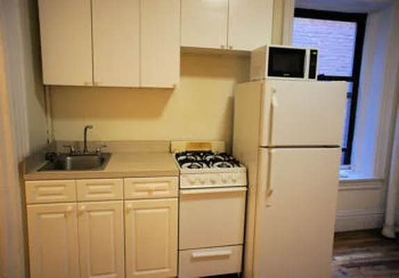 Rented by JM Preston Properties LLC | media 19