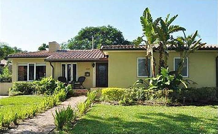 1st image of 520 Zamora Ave